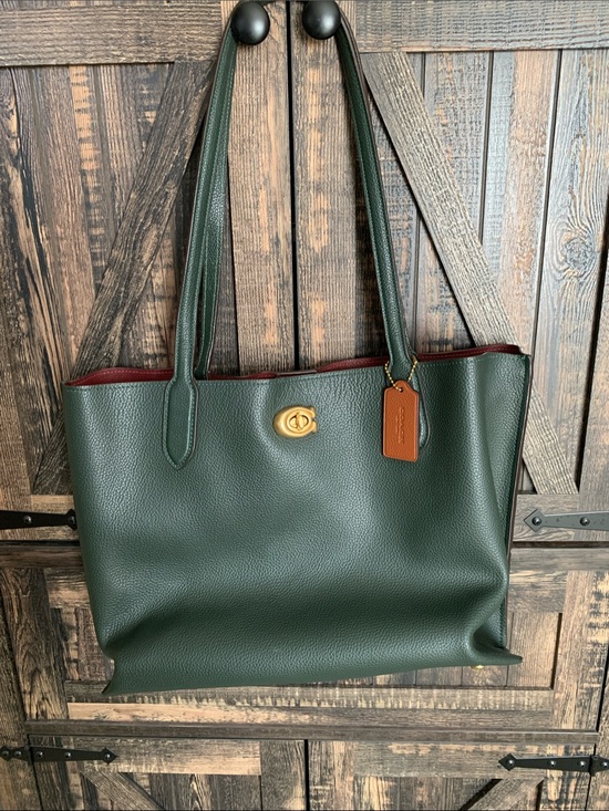 Coach Handbags - Coach Green Pebbled Leather Turnlock Tote with Tan Tag